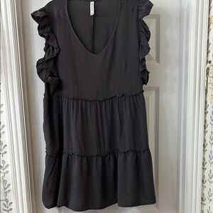 Zenana Outfitters Black or very dark gray Ruffled Sleeveless Blouse